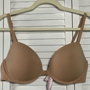 Victoria’s Secret bra